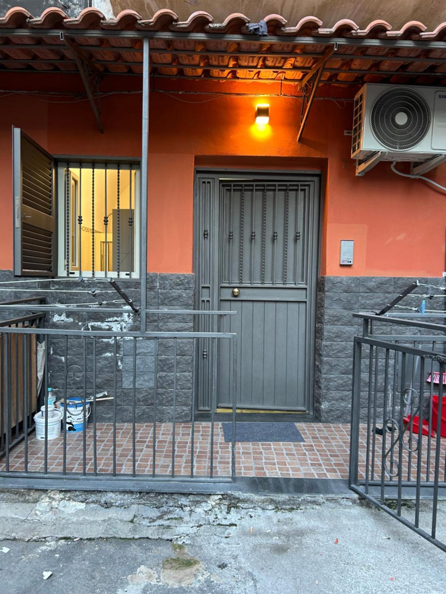 Fanale House Apartman Catania-Fontanarossai nemzetközi repülőtér Kültér fotó