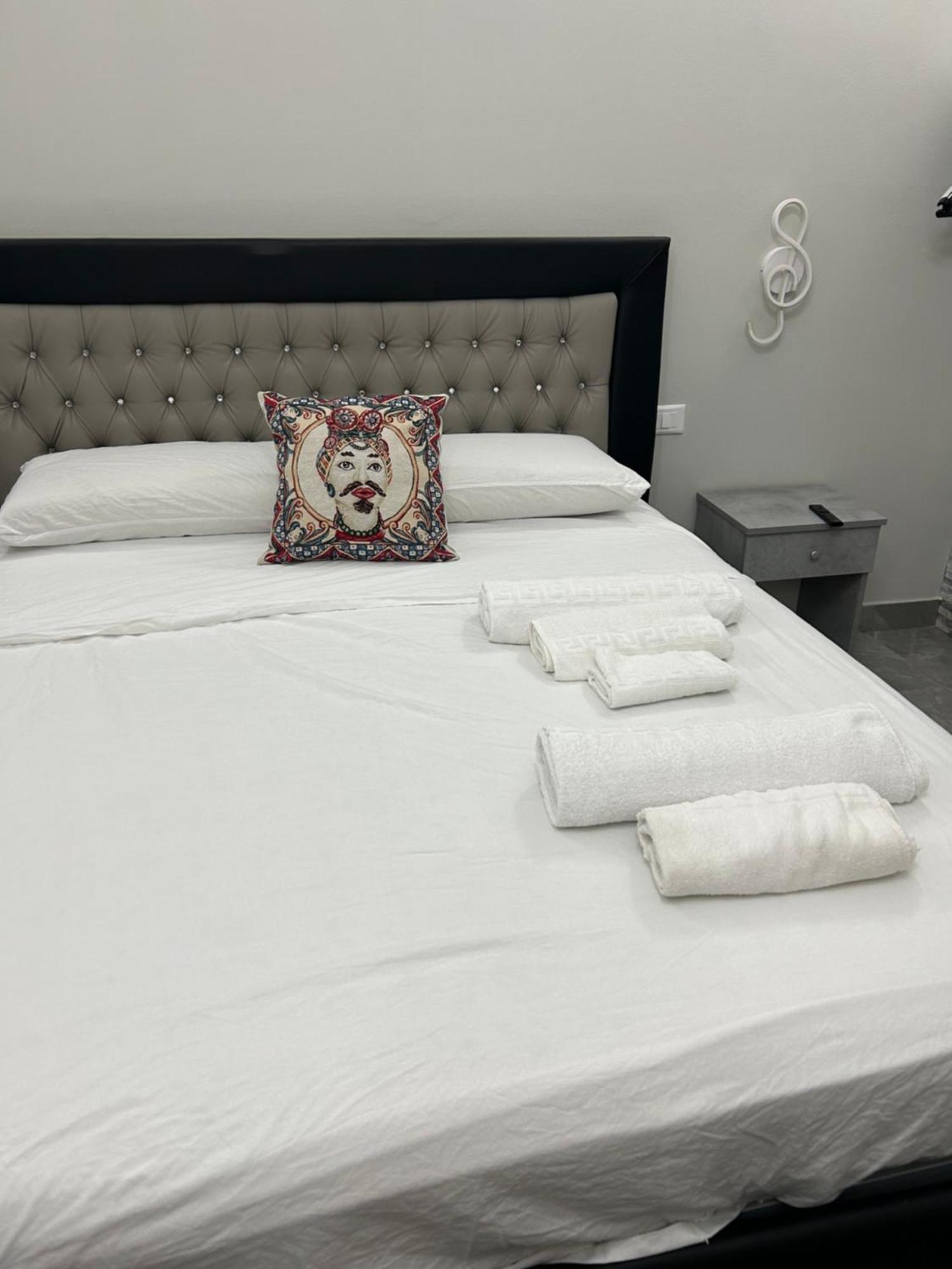 Fanale House Apartman Catania-Fontanarossai nemzetközi repülőtér Kültér fotó