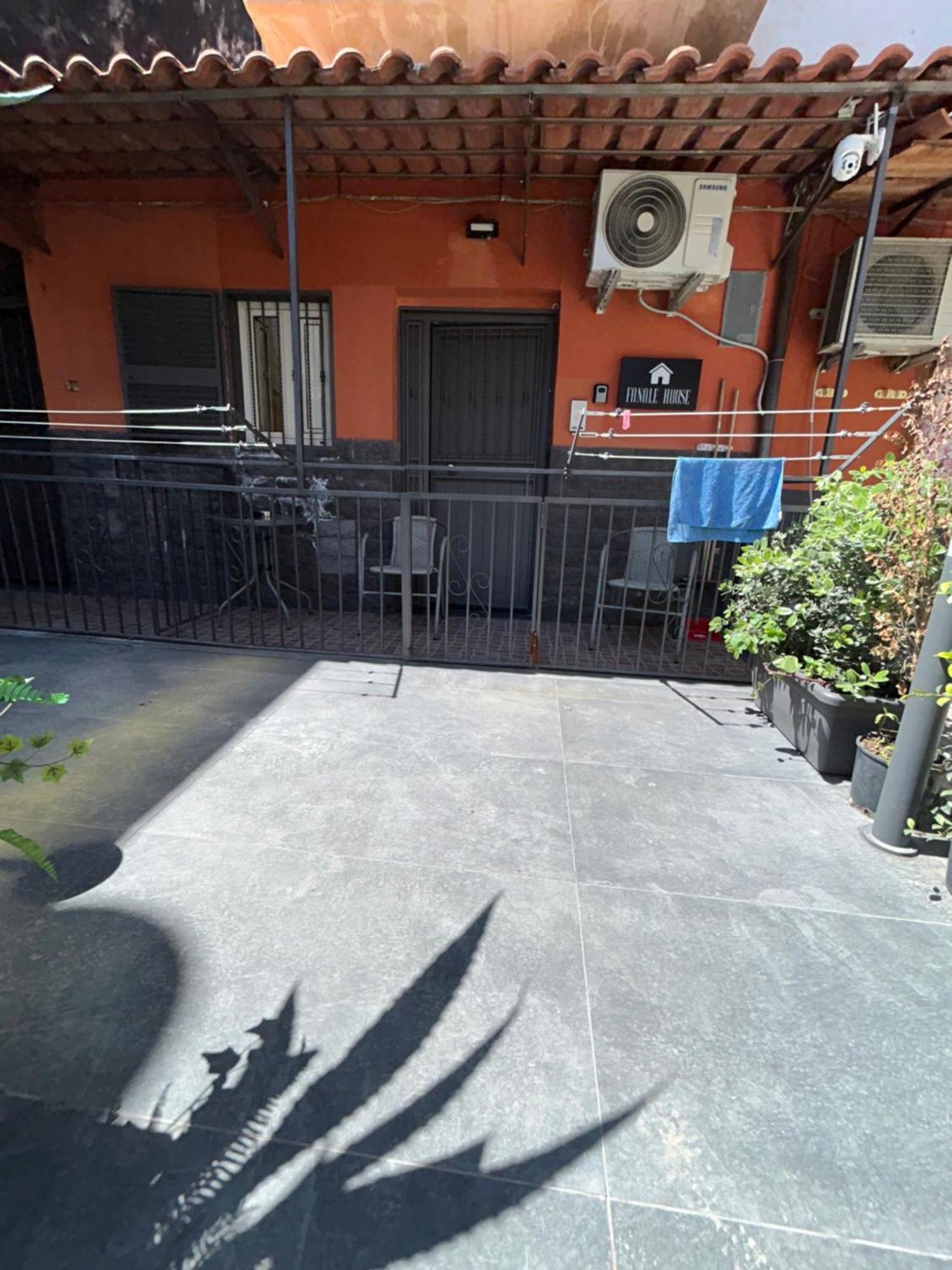 Fanale House Apartman Catania-Fontanarossai nemzetközi repülőtér Kültér fotó